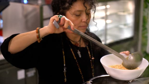 Video | Goedkoop dineren in de Universiteitsbibliotheek